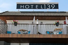 Hotel 139
