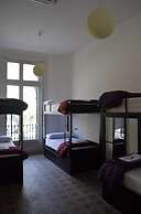 360 Hostel Borne