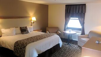 Stagecoach Inn & Suites