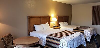 Stagecoach Inn & Suites