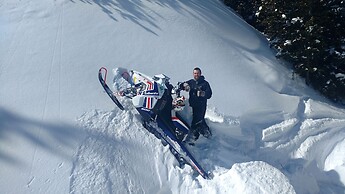 Stagecoach Inn & Suites