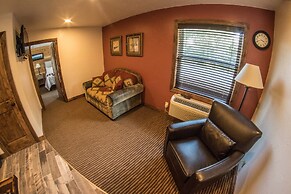 Stagecoach Inn & Suites