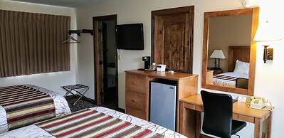 Stagecoach Inn & Suites