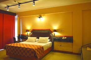 Aspen Hotel & Apart