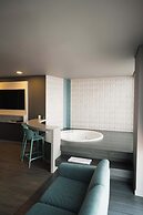 Hotel Black Tower Premium