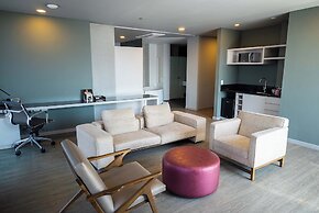 Hotel Black Tower Premium