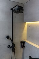 Hotel Black Tower Premium