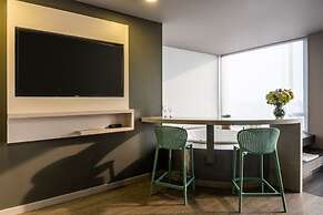 Hotel Black Tower Premium