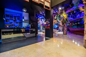 Hotel Black Tower Premium