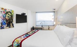 Hotel Black Tower Premium