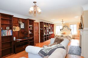 Stone Chalet B&B Inn and Event Center