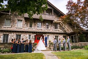 Stone Chalet B&B Inn and Event Center