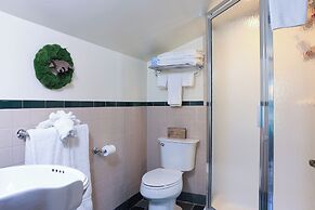 Stone Chalet B&B Inn and Event Center