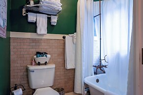 Stone Chalet B&B Inn and Event Center