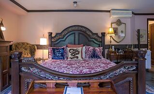 Stone Chalet B&B Inn and Event Center