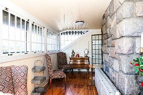 Stone Chalet B&B Inn and Event Center