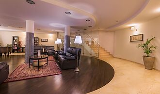 Kn Aparthotel Panoramica Heights