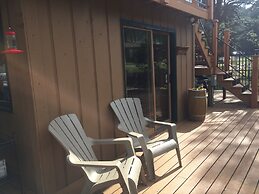 4 Seasons Inn on Fall River