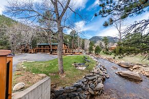 4 Seasons Inn on Fall River