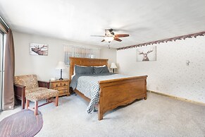 4 Seasons Inn on Fall River