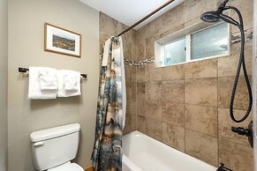 4 Seasons Inn on Fall River
