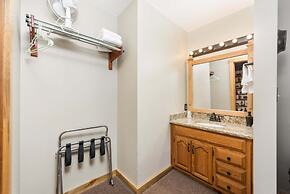 4 Seasons Inn on Fall River