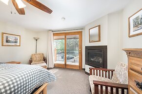 4 Seasons Inn on Fall River