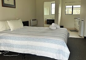 Cherylea Motel