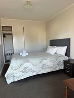 Cherylea Motel