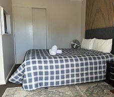 Cherylea Motel