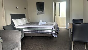 Cherylea Motel
