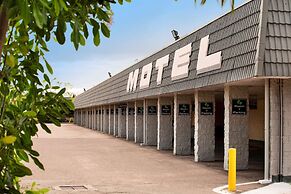 Nightcap at Dalrymple Hotel