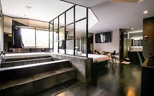 Hotel Aria Nampo