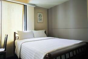 Sourire at Rattanakosin Island