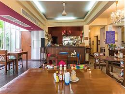 Sourire at Rattanakosin Island