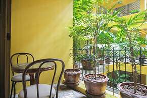 Sourire at Rattanakosin Island