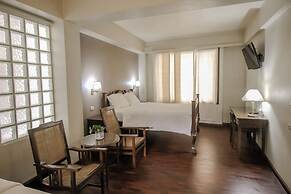 Sourire at Rattanakosin Island