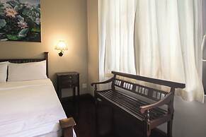 Sourire at Rattanakosin Island