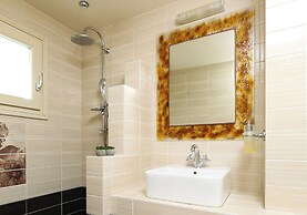 Villa Isabella Studios & Suites