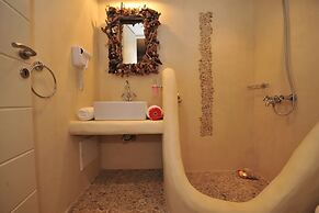 Villa Isabella Studios & Suites