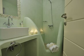 Villa Isabella Studios & Suites