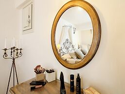Villa Isabella Studios & Suites