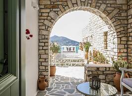 Villa Isabella Studios & Suites