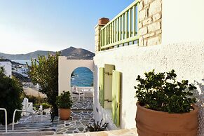 Villa Isabella Studios & Suites