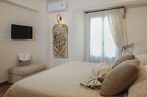 Villa Isabella Studios & Suites