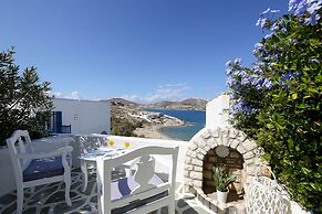 Villa Isabella Studios & Suites