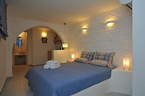 Villa Isabella Studios & Suites