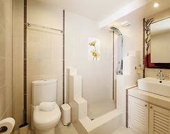 Villa Isabella Studios & Suites