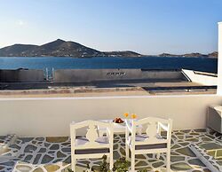 Villa Isabella Studios & Suites