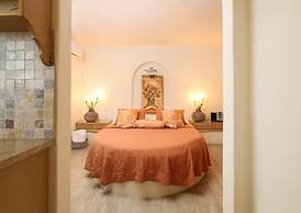 Villa Isabella Studios & Suites